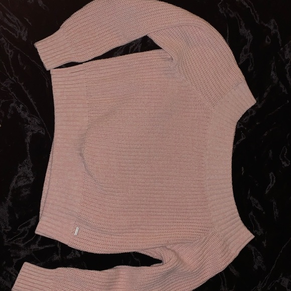 Hollister crop top pink sweater - Picture 6 of 6
